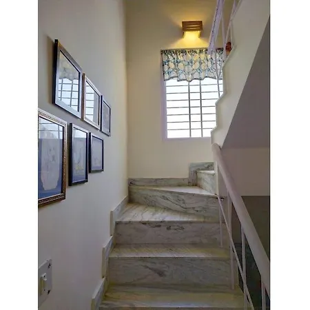 Whistling Thrush Cottage, Bhimtal-2