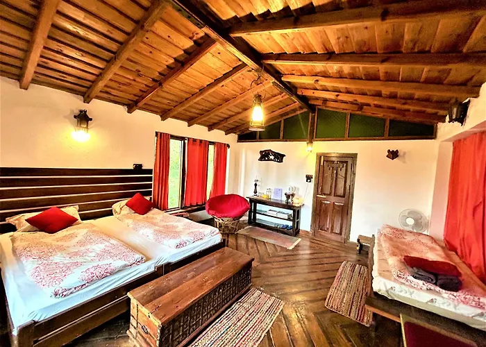 Jungle Lore Birding Lodge Nainital