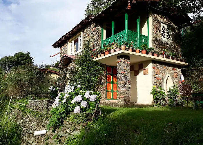 The Oak Trails Eco Lodge Nainital